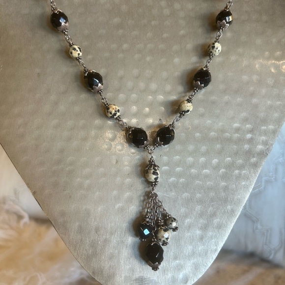 French Onyx, Dalmatian Faceted Beads, 925 Sterling Silver Necklace & Earrings. - Picture 3 of 13